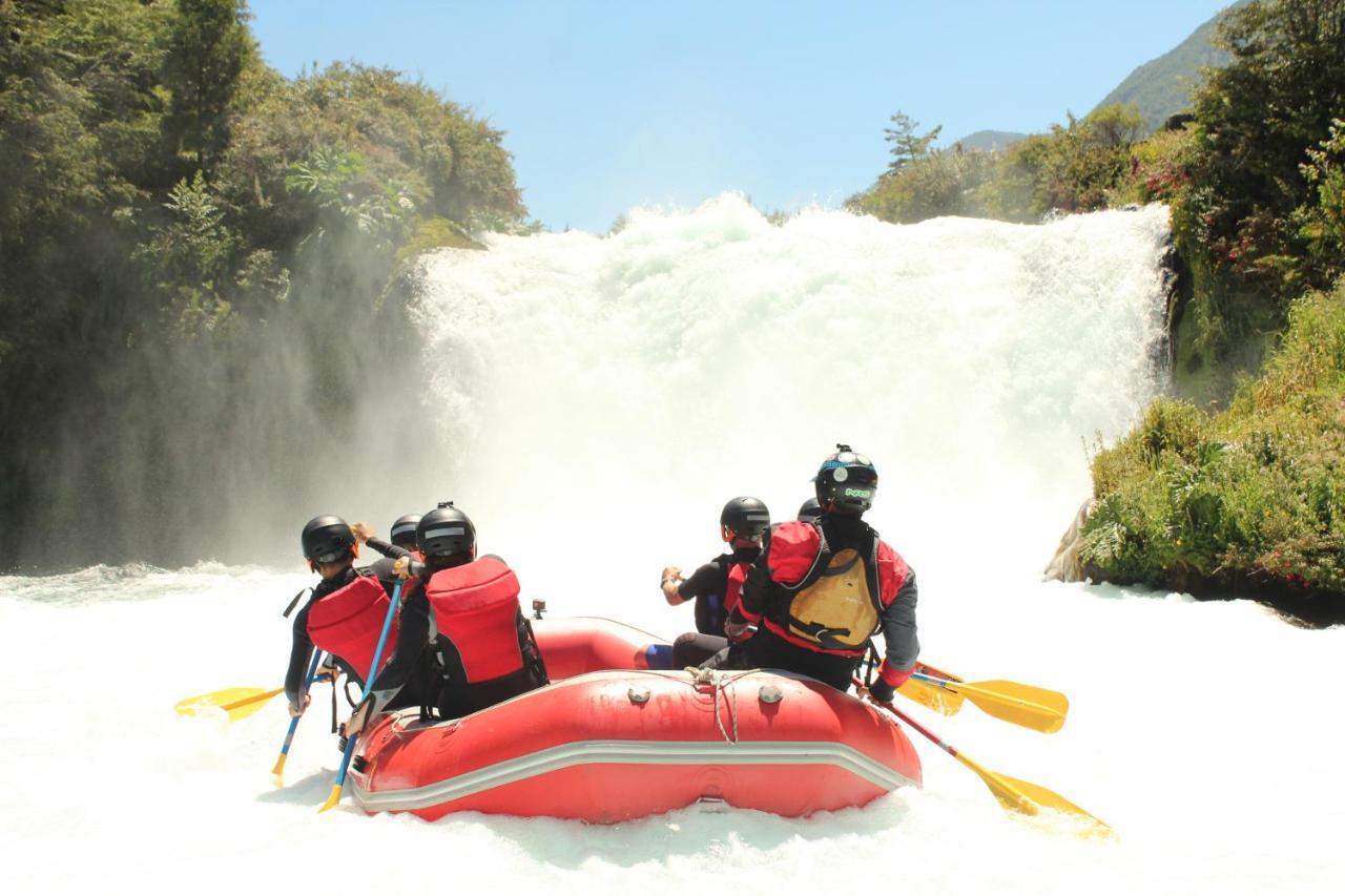 Domo Conguillio Conecta con tu energía sagrada junto al Salto Truful Truful con una vista majestuosa que podrás disfrutar en una tinaja Una experiencia que alineará tu espíritu y tu energía interior Vívelo Melipeuco Exterior foto