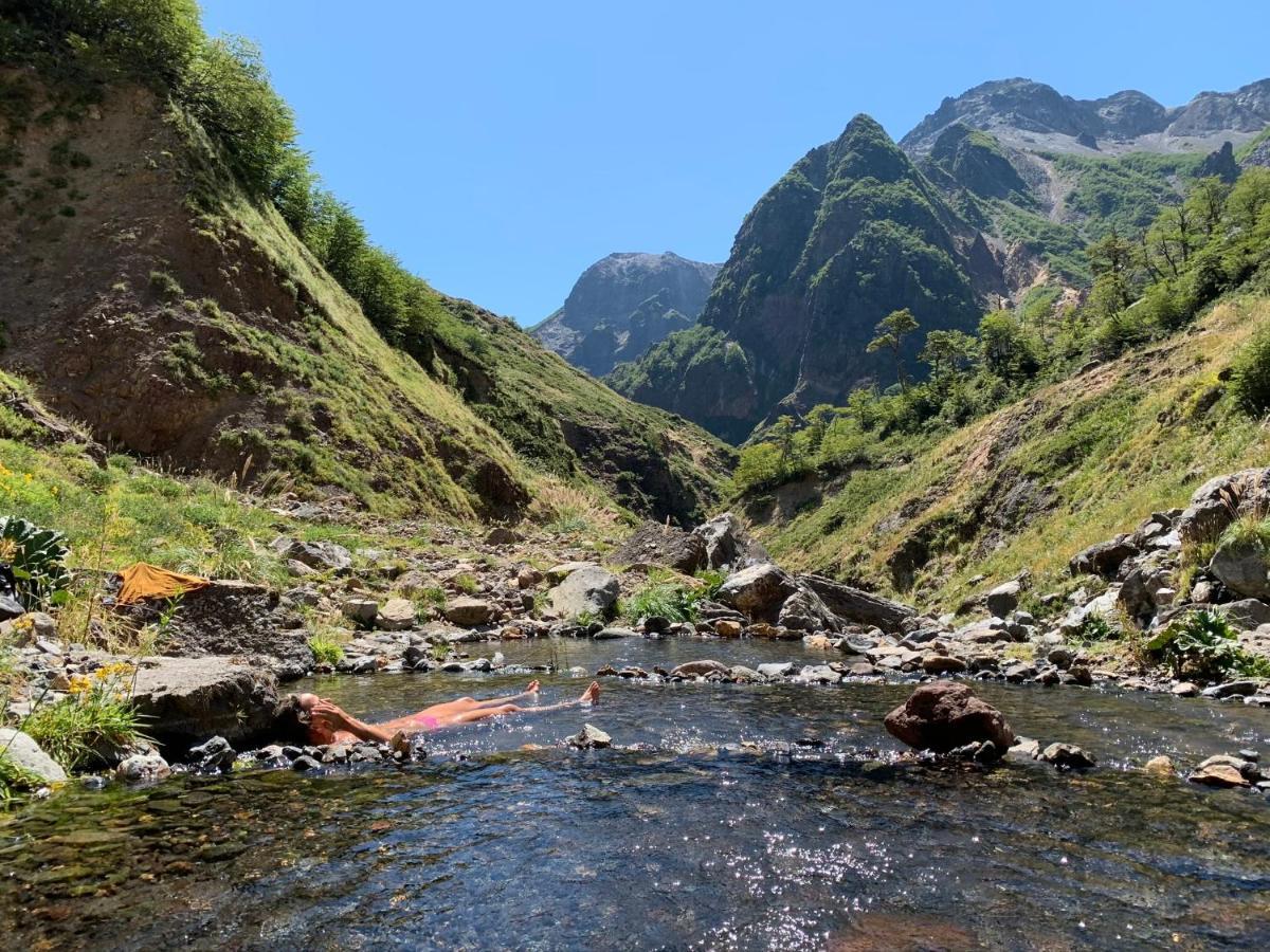 Domo Conguillio Conecta con tu energía sagrada junto al Salto Truful Truful con una vista majestuosa que podrás disfrutar en una tinaja Una experiencia que alineará tu espíritu y tu energía interior Vívelo Melipeuco Exterior foto