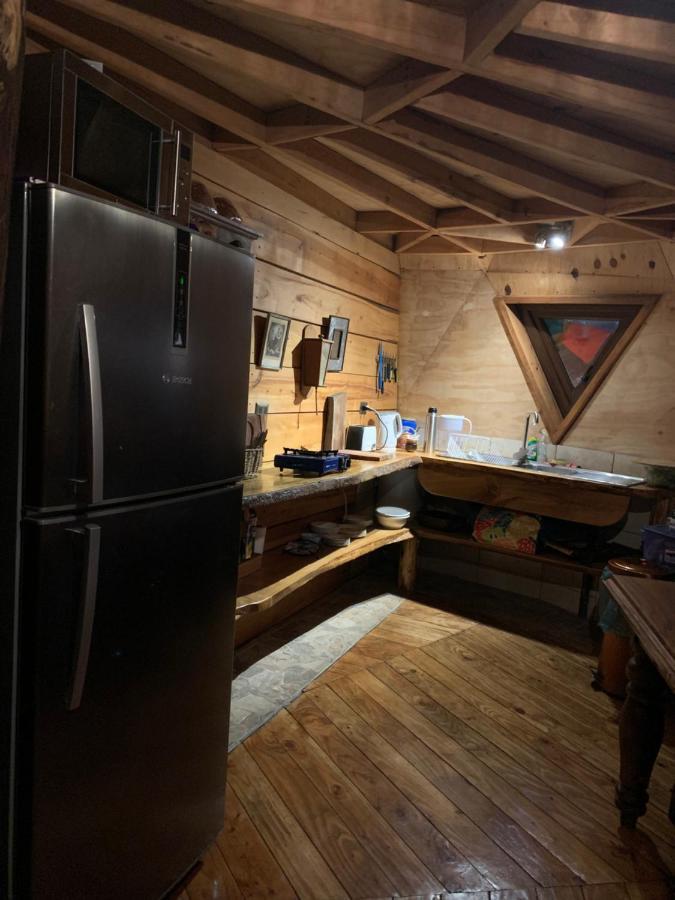 Domo Conguillio Conecta con tu energía sagrada junto al Salto Truful Truful con una vista majestuosa que podrás disfrutar en una tinaja Una experiencia que alineará tu espíritu y tu energía interior Vívelo Melipeuco Exterior foto