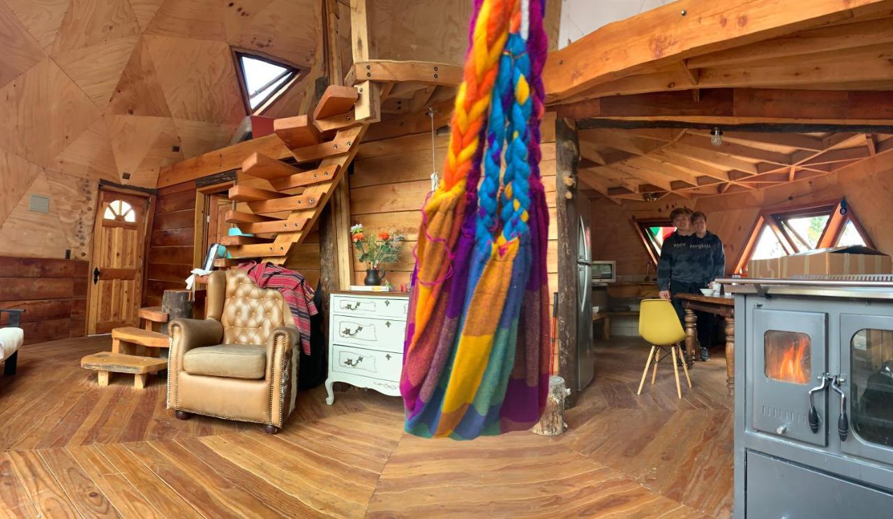 Domo Conguillio Conecta con tu energía sagrada junto al Salto Truful Truful con una vista majestuosa que podrás disfrutar en una tinaja Una experiencia que alineará tu espíritu y tu energía interior Vívelo Melipeuco Exterior foto