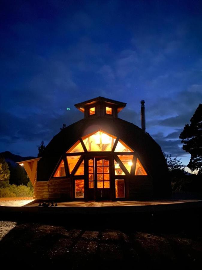 Domo Conguillio Conecta con tu energía sagrada junto al Salto Truful Truful con una vista majestuosa que podrás disfrutar en una tinaja Una experiencia que alineará tu espíritu y tu energía interior Vívelo Melipeuco Exterior foto