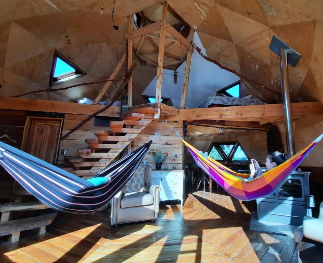 Domo Conguillio Conecta con tu energía sagrada junto al Salto Truful Truful con una vista majestuosa que podrás disfrutar en una tinaja Una experiencia que alineará tu espíritu y tu energía interior Vívelo Melipeuco Exterior foto